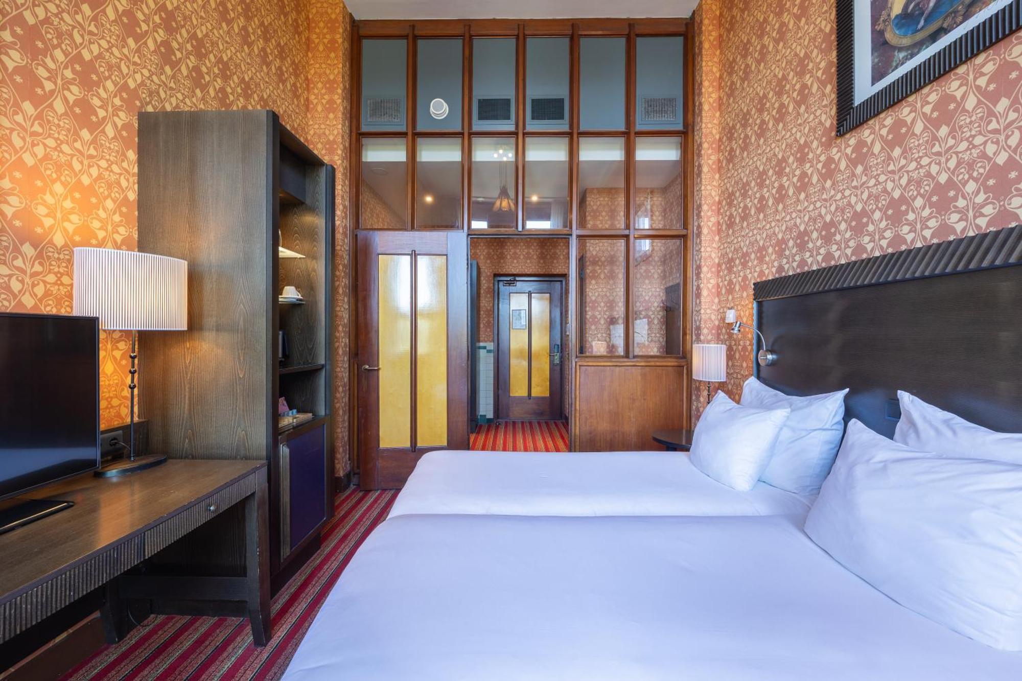 Grand Hotel Amrath Amsterdam Exterior foto A room at the hotel