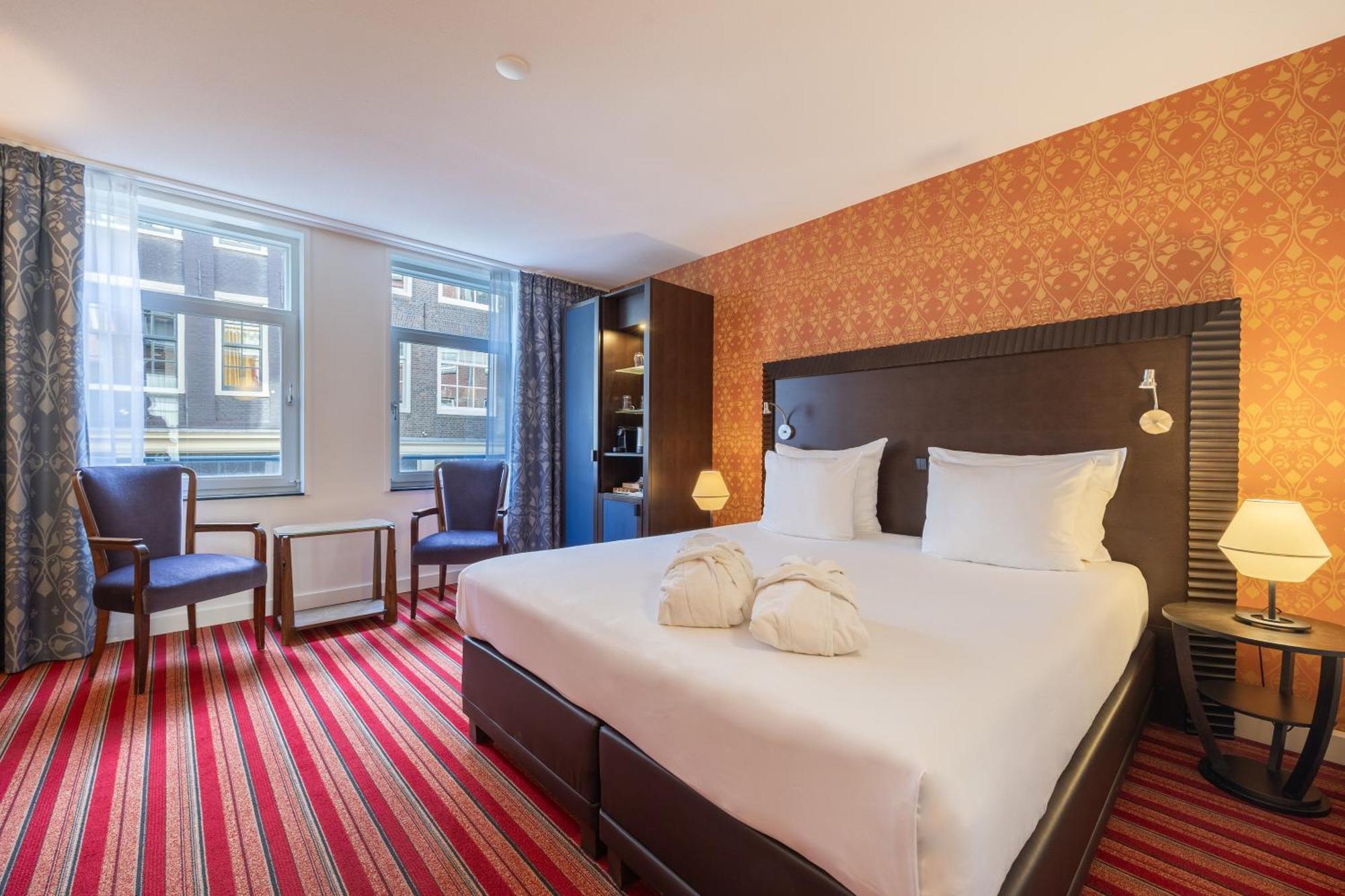 Grand Hotel Amrath Amsterdam Exterior foto A room at the hotel